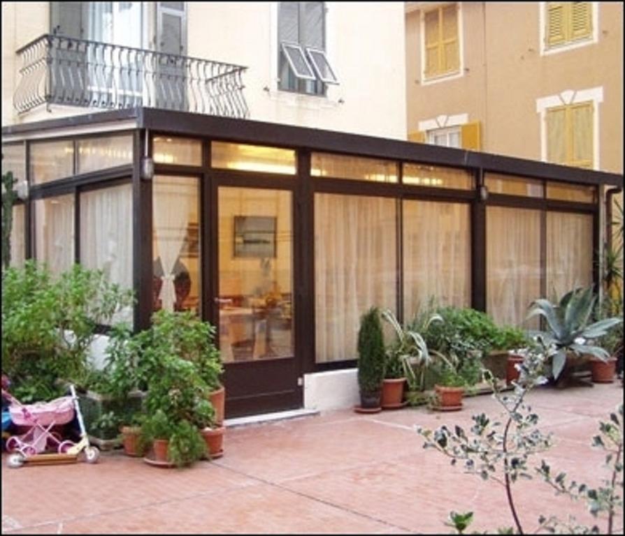 ואראצה Albergo Villagrande מראה חיצוני תמונה