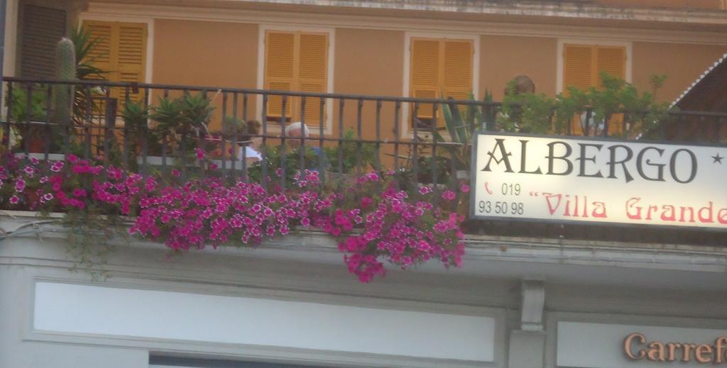 ואראצה Albergo Villagrande מראה חיצוני תמונה